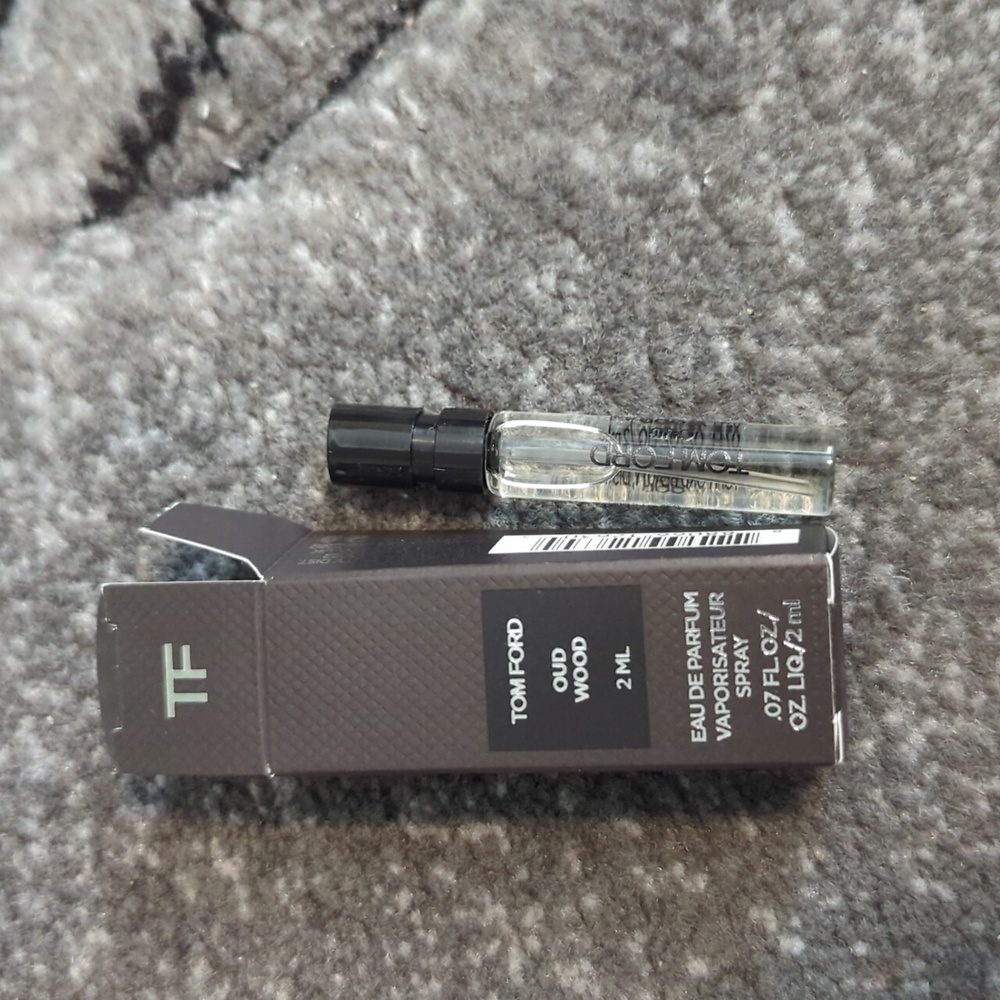 TOM FORD Oud Wood very mini 2 ml brand new